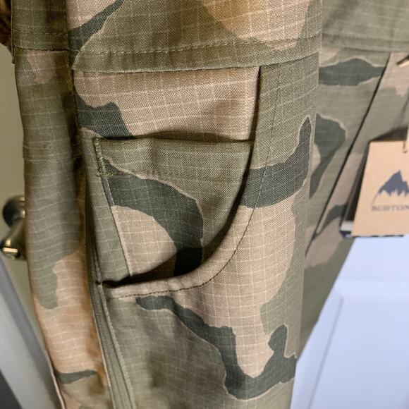 Burton Dryride Womens Avalon Ski Bib Size XL NEW Barren Camo Waterproof Vents - Picture 5 of 16